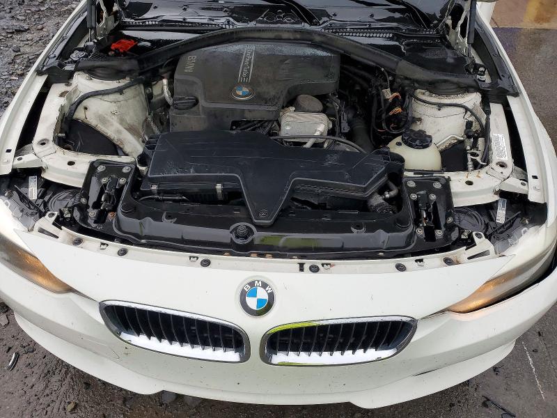 Photo 11 from auction – 2013 BMW 328 with VIN WBA3B5C50DF592396