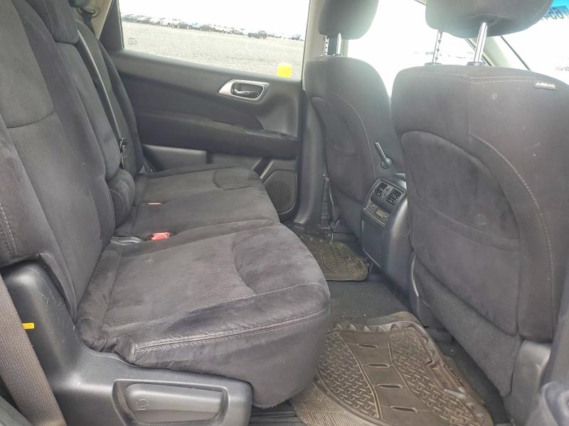 Photo 11 from auction – 2015 NISSAN PATHFINDER with VIN 5N1AR2MM7FC719901