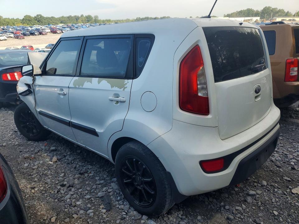 Photo 2 from auction – 2013 KIA SOUL with VIN KNDJT2A58D7569192