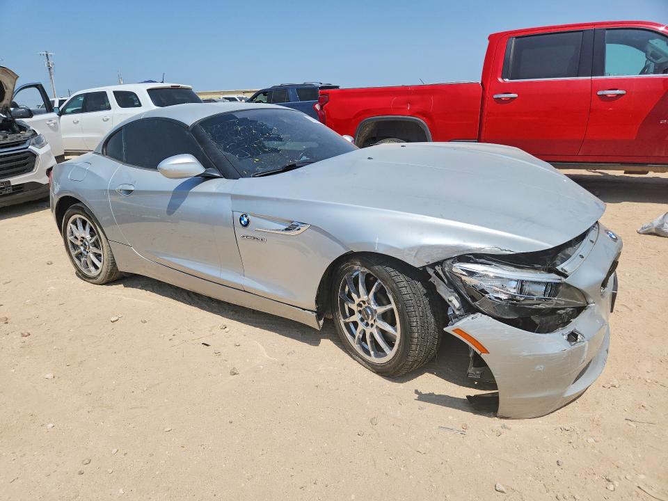 Photo 4 from auction – 2015 BMW Z4 with VIN WBALL5C56FP557369