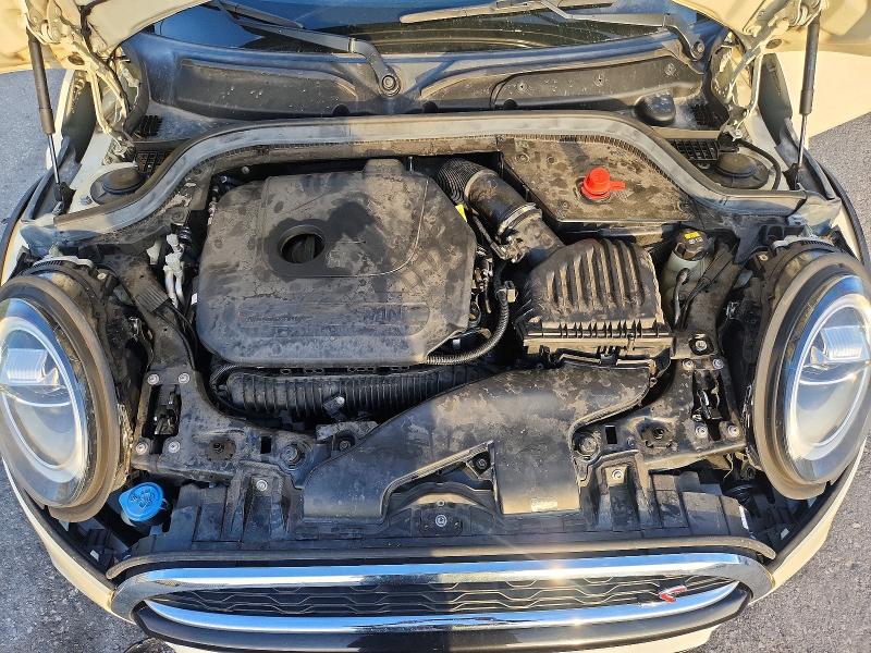 Photo 11 from auction – 2021 MINI COOPER with VIN WMWXU9C02M2P04629