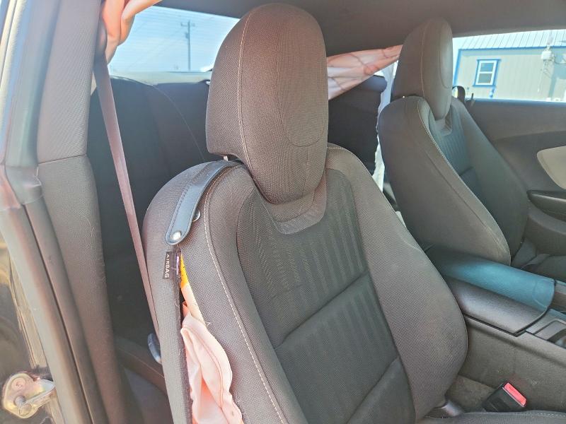 Photo 10 from auction – 2014 CHEVROLET CAMARO with VIN 2G1FA1E36E9164617