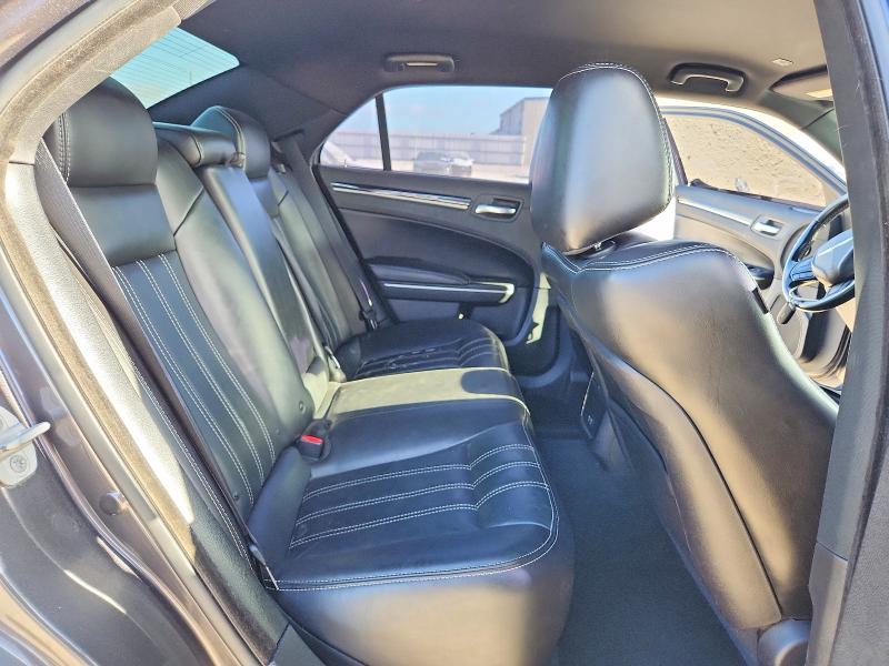Photo 10 from auction – 2019 CHRYSLER 300 with VIN 2C3CCAGGXKH569793