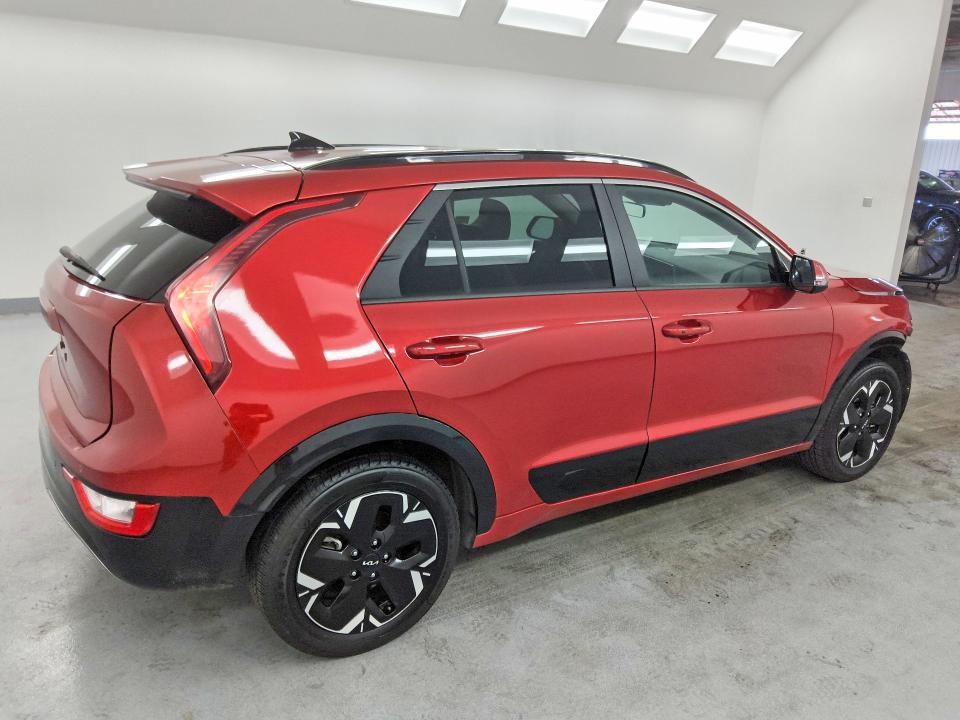 Photo 3 from auction – 2024 KIA NIRO with VIN KNDCR3L14R5121199