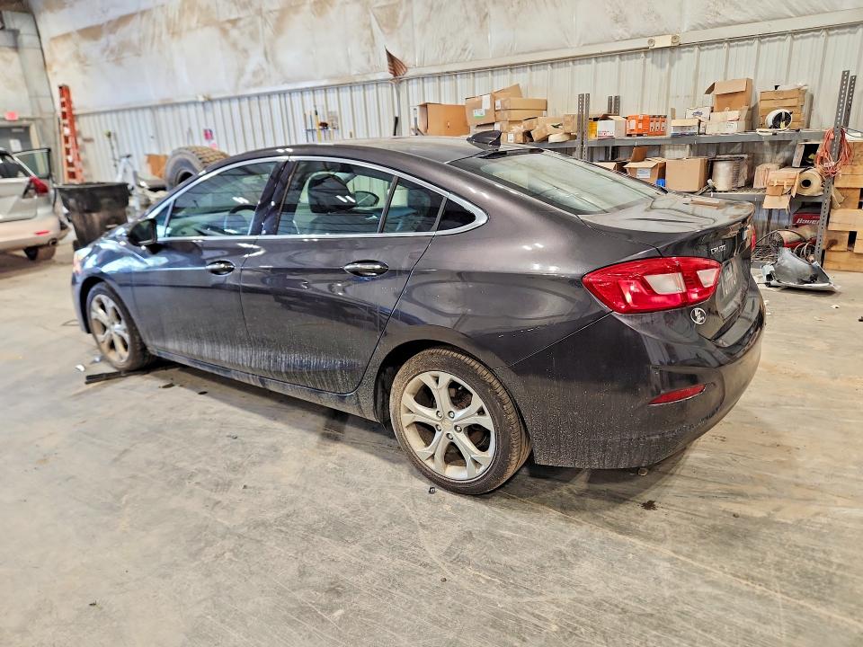 Photo 2 from auction – 2017 CHEVROLET CRUZE with VIN 1G1BF5SM4H7248378