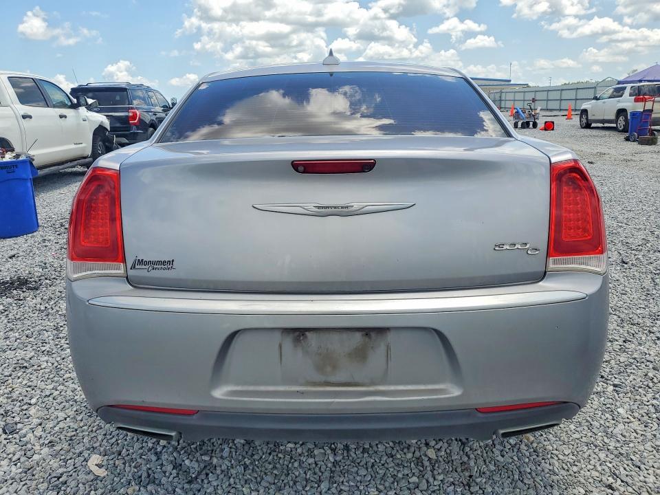 Снимка 6 от търг – 2016 CHRYSLER 300C с VIN 2C3CCAEGXGH324650