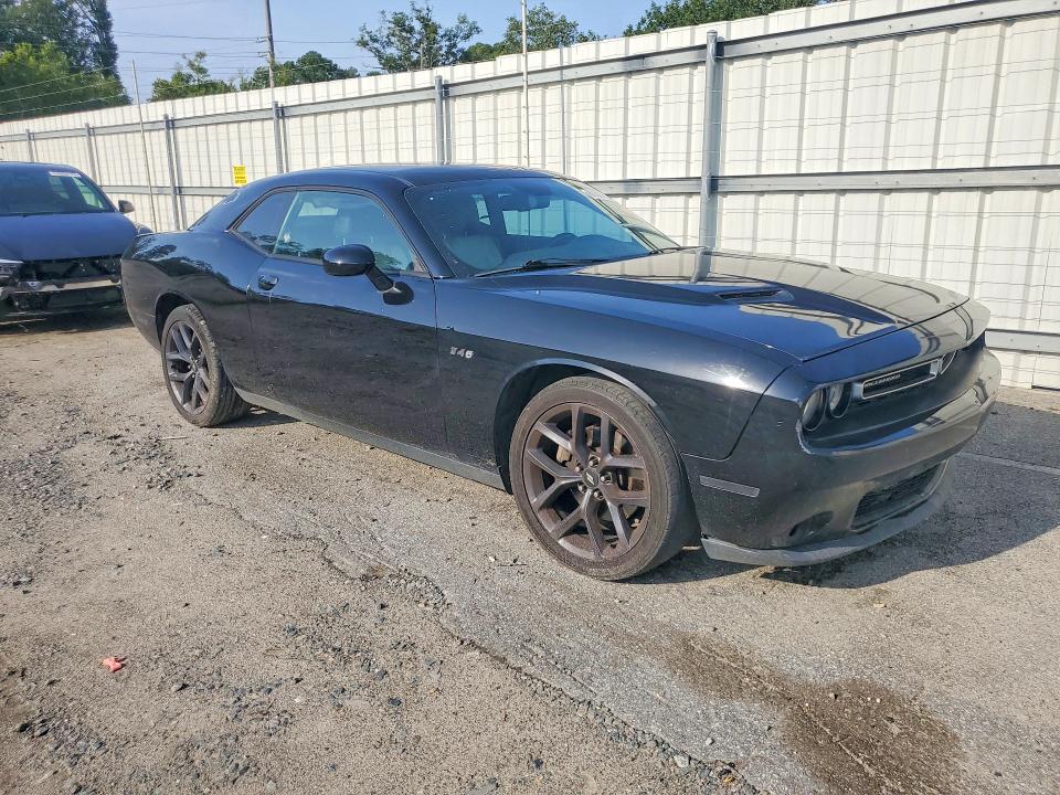 Photo 4 from auction – 2015 DODGE CHALLENGER with VIN 2C3CDZATXFH710952