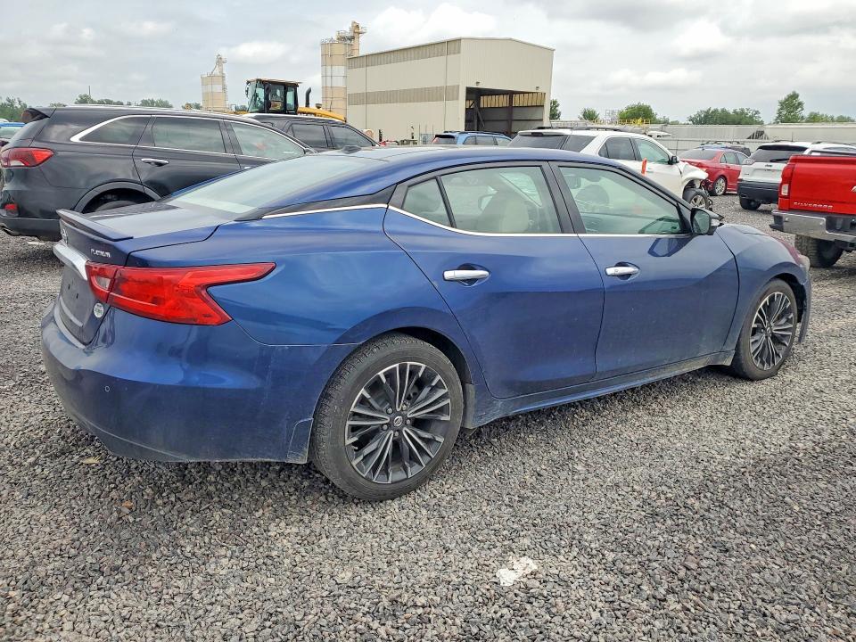 Photo 3 from auction – 2017 NISSAN MAXIMA with VIN 1N4AA6AP3HC405477