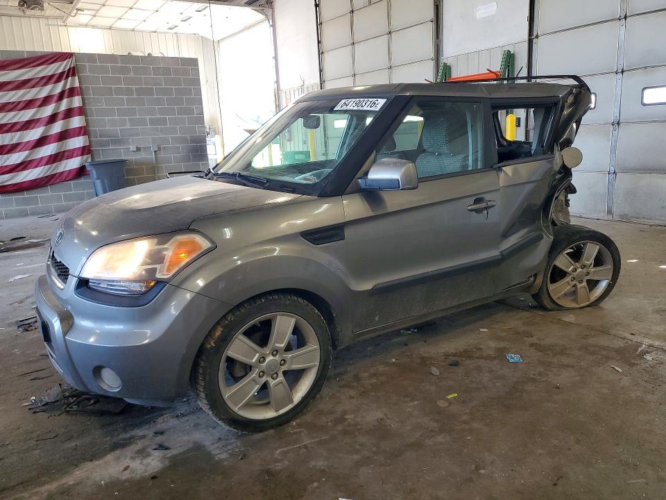 KIA SOUL 2011 مع رقم تعريف المركبة KNDJT2A25B7235284 - صورة من المزاد