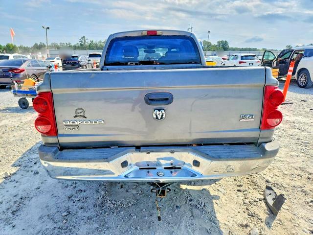 Photo 6 from auction – 2005 DODGE DAKOTA with VIN 1D7HE58N15S133093