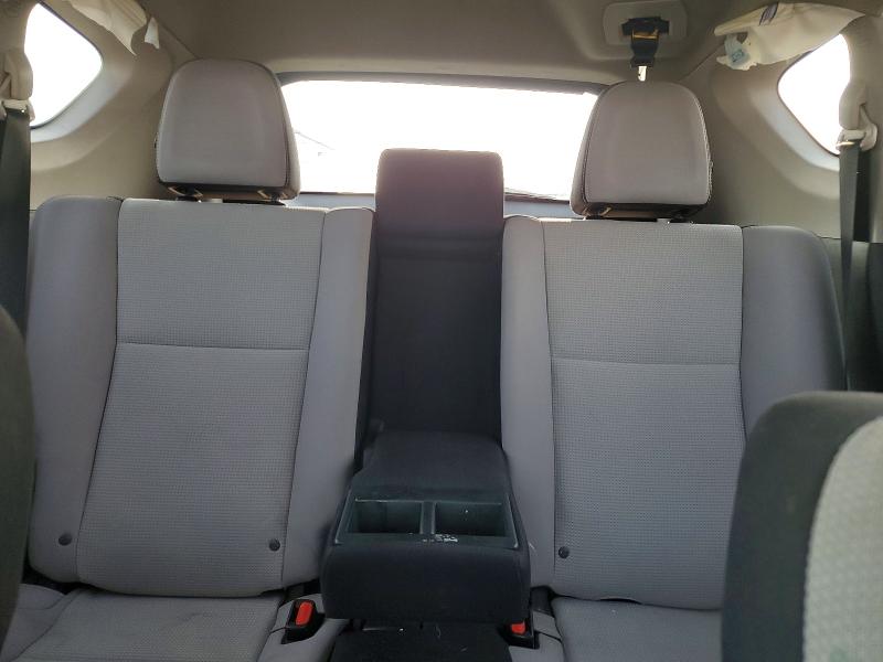 Photo 10 from auction – 2016 TOYOTA RAV4 with VIN 2T3RFREV3GW426026