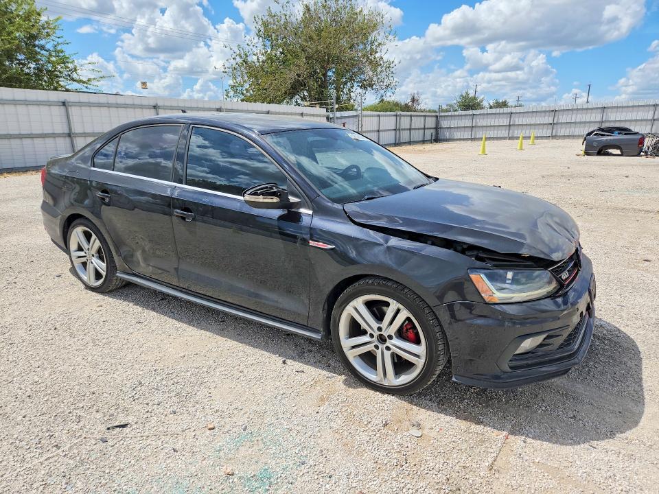 Photo 4 from auction – 2017 VOLKSWAGEN JETTA with VIN 3VW4T7AJ4HM230977