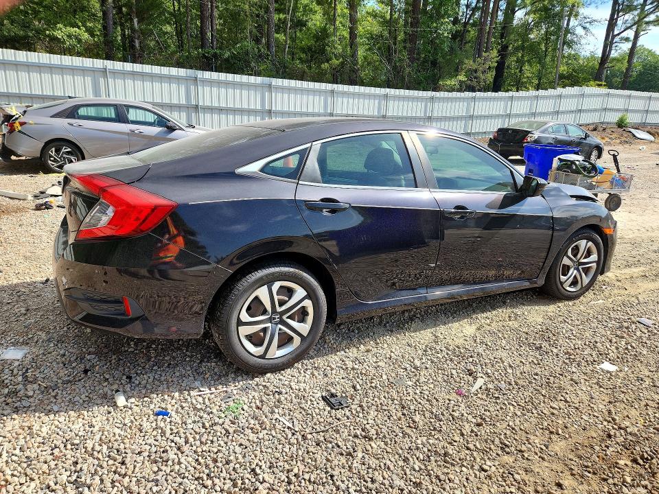 Photo 3 from auction – 2016 HONDA CIVIC with VIN 2HGFC2F58GH502049
