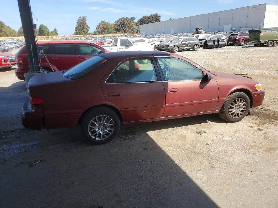 Photo 3 from auction – 2001 TOYOTA CAMRY with VIN JT2BG22K210539731
