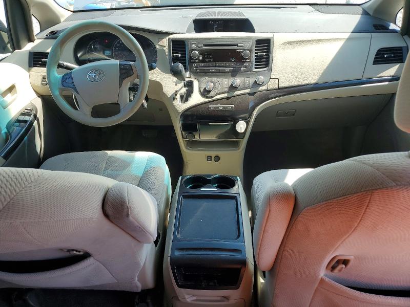 Photo 8 from auction – 2011 TOYOTA SIENNA with VIN 5TDKK3DC6BS169223