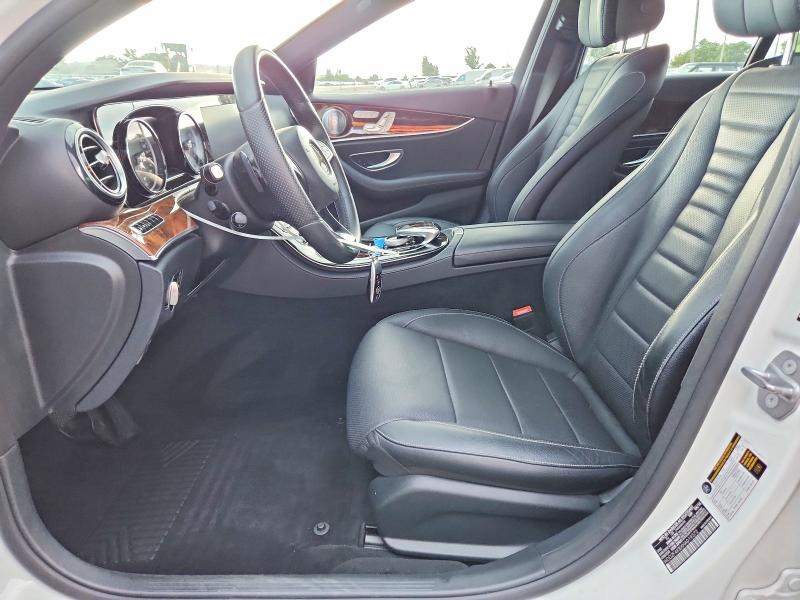 Photo 7 from auction – 2017 MERCEDES-BENZ E with VIN WDDZF4KBXHA019372