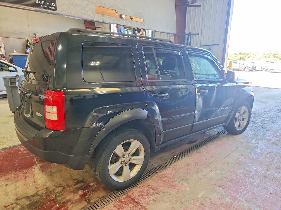Photo 3 from auction – 2013 JEEP PATRIOT with VIN 1C4NJRFB3DD190407