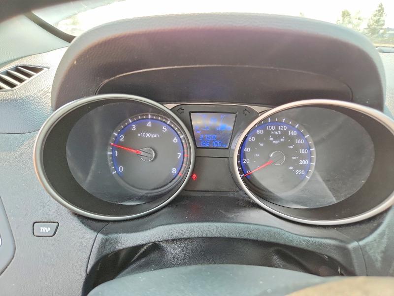 Photo 9 from auction – 2011 HYUNDAI TUCSON with VIN KM8JT3AC0BU217299