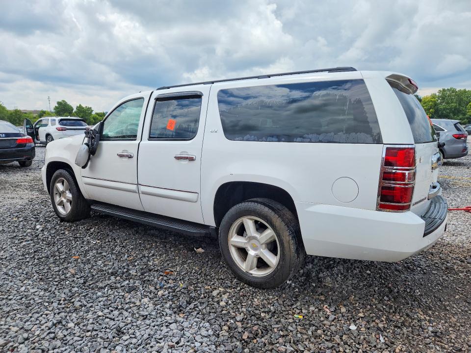 Photo 2 from auction – 2008 CHEVROLET SUBURBAN with VIN 3GNFC16098G206690