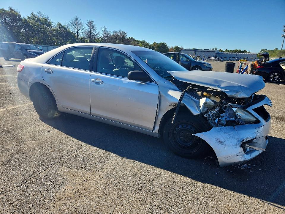 Снимка 4 от търг – 2010 TOYOTA CAMRY с VIN 4T4BF3EK2AR012939