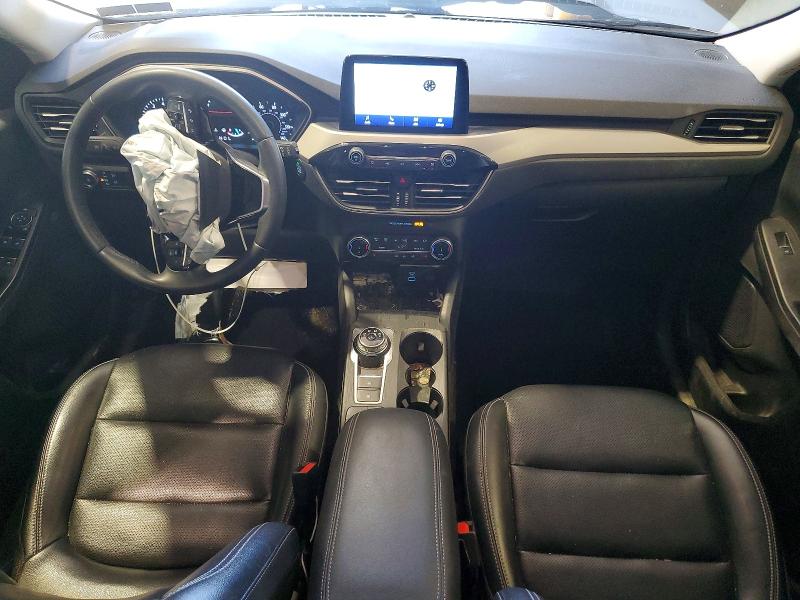 Photo 8 from auction – 2022 FORD ESCAPE with VIN 1FMCU9H66NUA57281