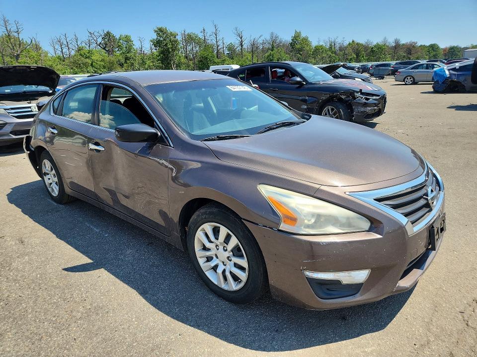 Photo 4 from auction – 2015 NISSAN ALTIMA with VIN 1N4AL3AP4FC103119
