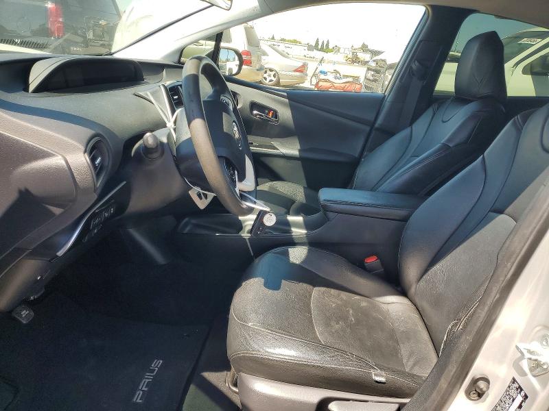 Photo 7 from auction – 2017 TOYOTA PRIUS with VIN JTDKBRFU3H3576547