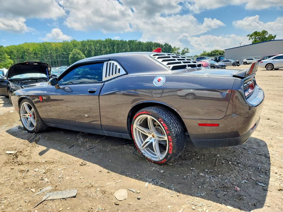 Photo 2 from auction – 2019 DODGE CHALLENGER with VIN 2C3CDZAG2KH561594