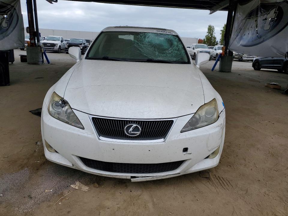 Фото 5 с аукциона – 2007 LEXUS IS с VIN JTHBE262375017028