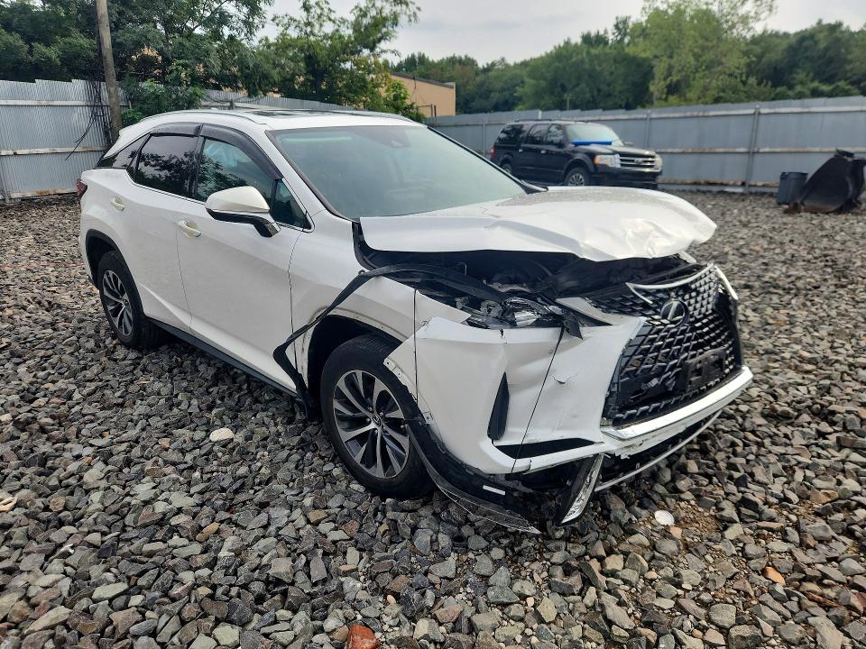 Photo 4 from auction – 2022 LEXUS RX with VIN 2T2HZMDA1NC319760