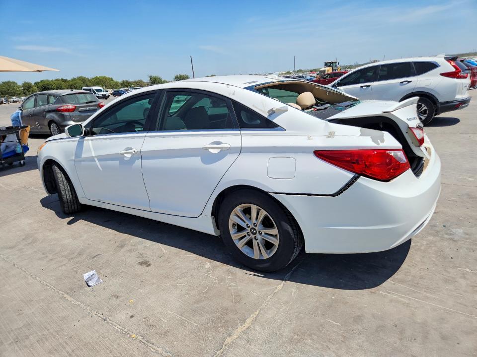 Photo 2 from auction – 2013 HYUNDAI SONATA with VIN 5NPEB4AC0DH667448