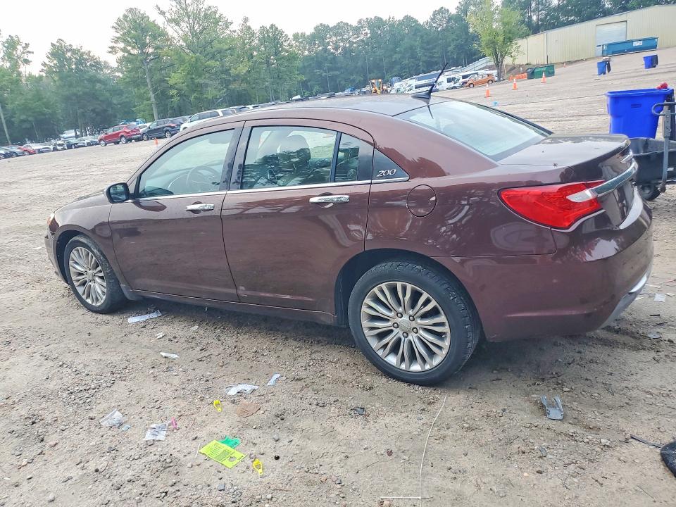 Photo 2 from auction – 2012 CHRYSLER 200 with VIN 1C3CCBCB6CN303843