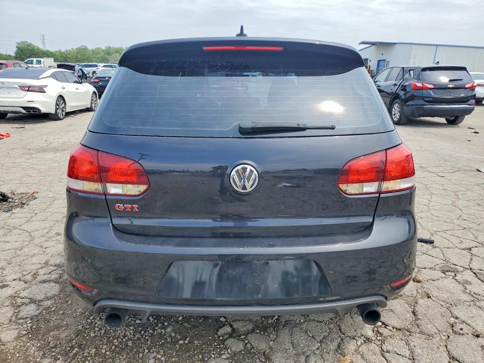 Photo 6 from auction – 2013 VOLKSWAGEN GTI with VIN WVWHV7AJ0DW136572