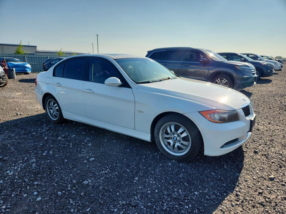 Photo 4 from auction – 2007 BMW 323 with VIN WBAVH13527KC96911