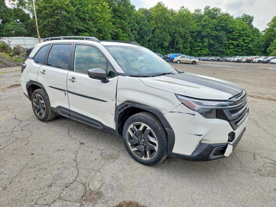 Photo 4 from auction – 2025 SUBARU FORESTER with VIN JF2SLDRC8SH410863