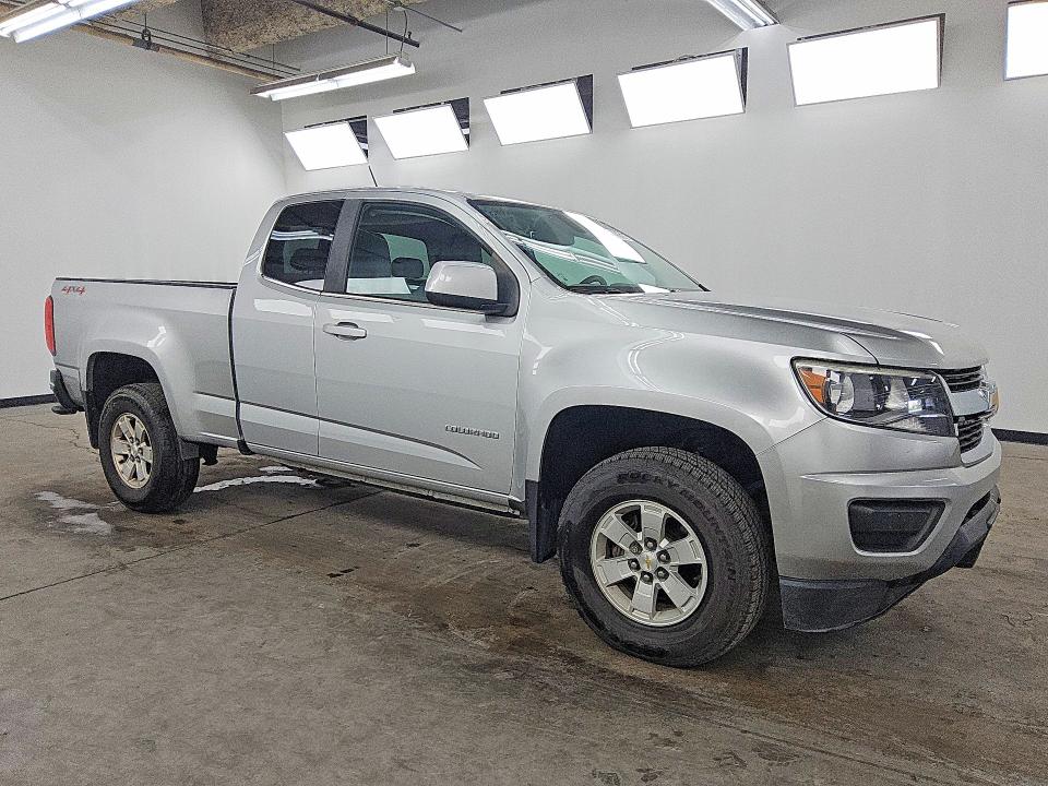 Photo 4 from auction – 2017 CHEVROLET COLORADO with VIN 1GCHTBEN1H1165507