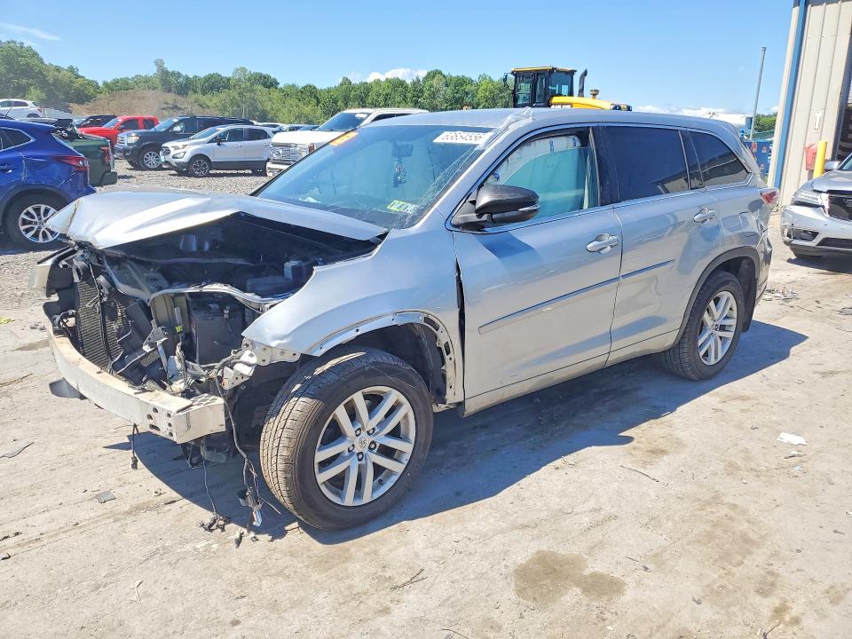 TOYOTA HIGHLANDER 2015 with VIN 5TDBKRFH2FS162612 - Photo from auction