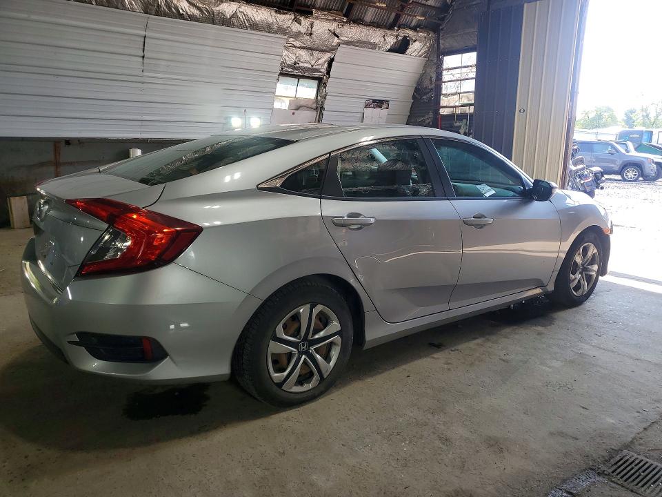 Photo 3 from auction – 2018 HONDA CIVIC with VIN 2HGFC2F55JH584779