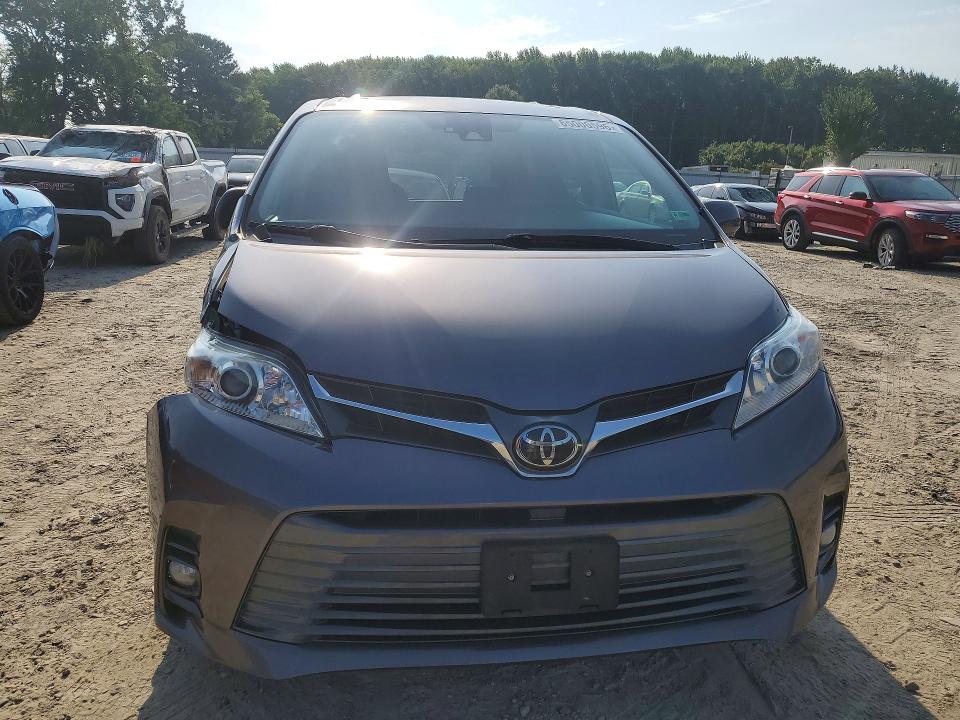 Photo 5 from auction – 2020 TOYOTA SIENNA with VIN 5TDYZ3DC1LS040703