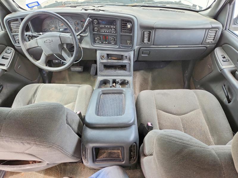 Photo 8 from auction – 2004 CHEVROLET SILVERADO with VIN 2GCEC19V641198790