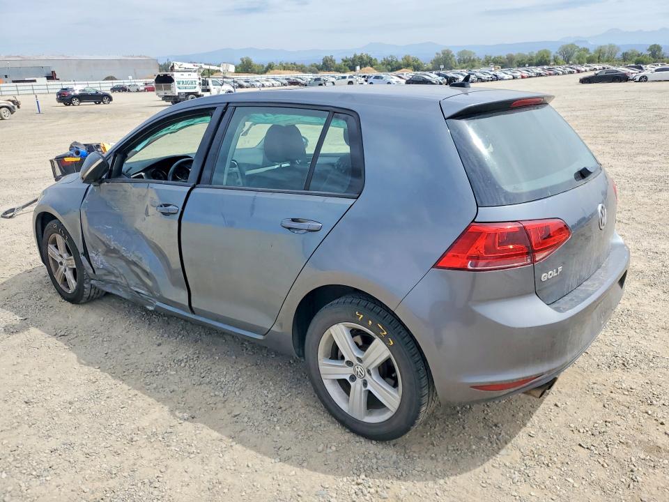Photo 2 from auction – 2017 VOLKSWAGEN GOLF with VIN 3VW217AU2HM028341