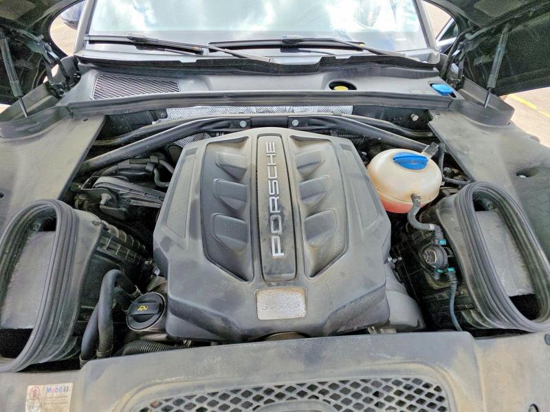 Photo 7 from auction – 2015 PORSCHE MACAN with VIN WP1AB2A51FLB57434