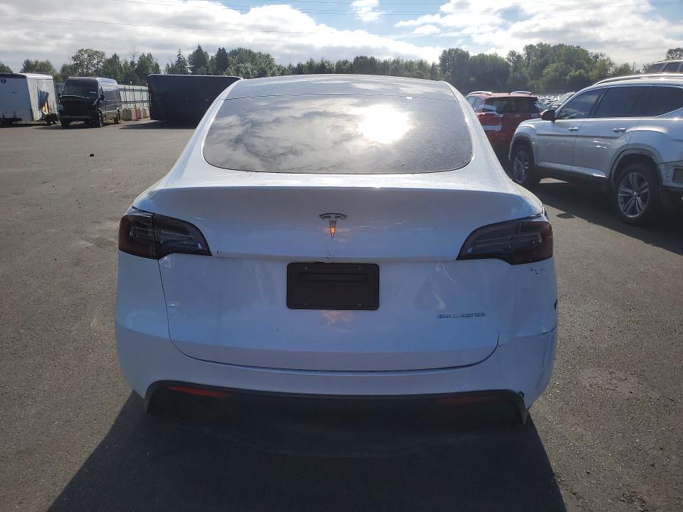 Photo 6 from auction – 2024 TESLA MODEL Y with VIN 7SAYGAEEXRF088212