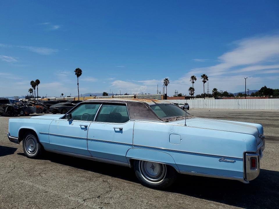 Photo 2 from auction – 1971 LINCOLN CONTINENTAL with VIN 2Y82A823136