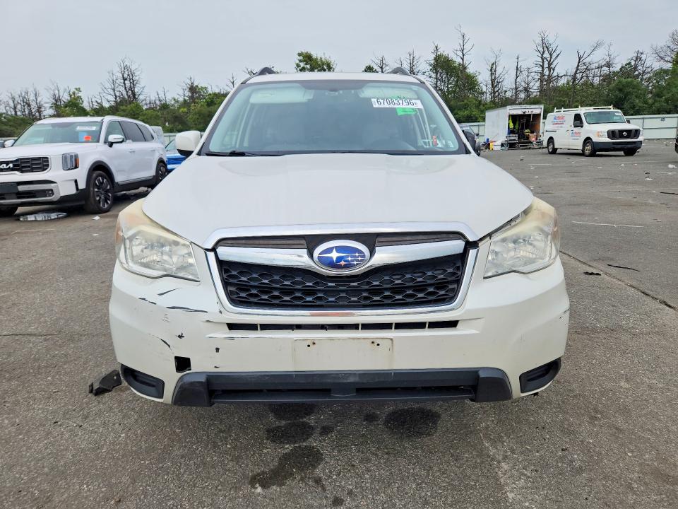 Photo 5 from auction – 2014 SUBARU FORESTER with VIN JF2SJAEC3EH422868