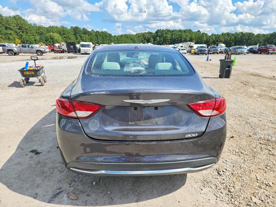 Foto 6 de la subasta – 2015 CHRYSLER 200 con VIN 1C3CCCAB5FN532950