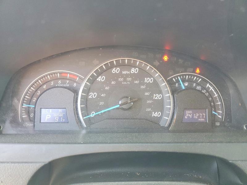 Снимка 9 от търг – 2014 TOYOTA CAMRY с VIN 4T4BF1FK2ER368042