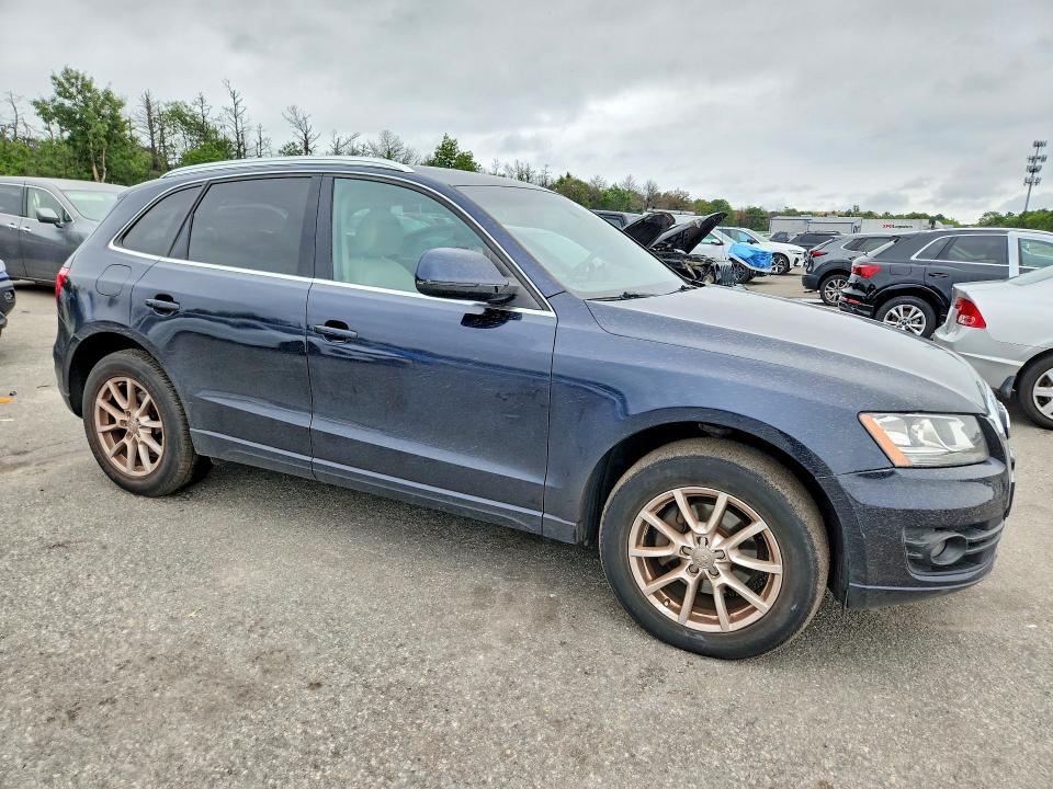 Photo 4 from auction – 2010 AUDI Q5 with VIN WA1CKAFP0AA103345