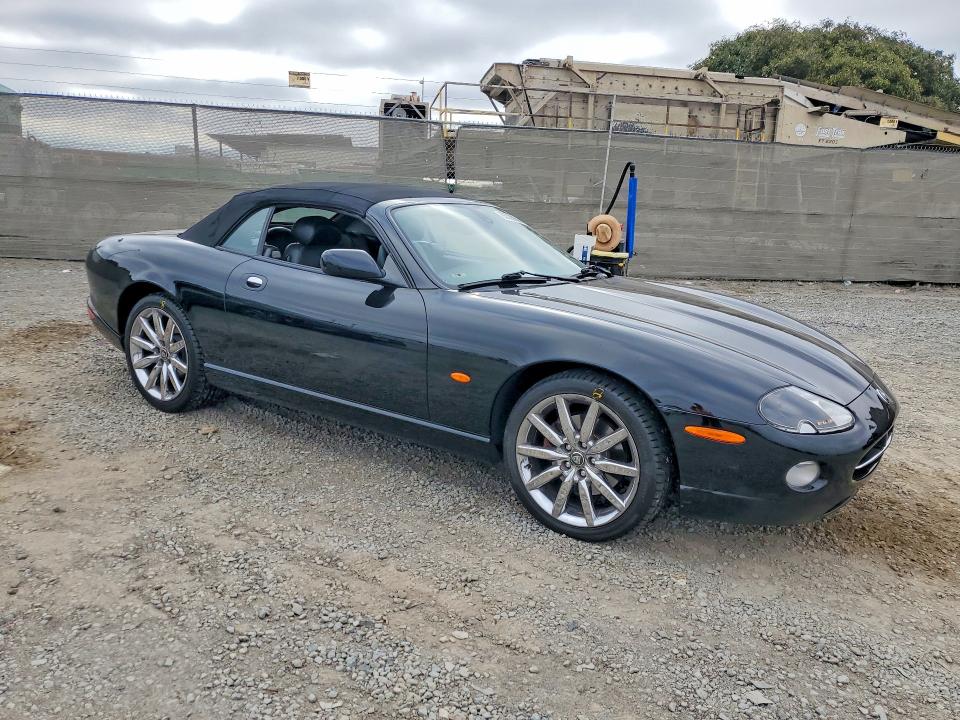 Photo 4 from auction – 2005 JAGUAR XK8 with VIN SAJDA42C352A41560