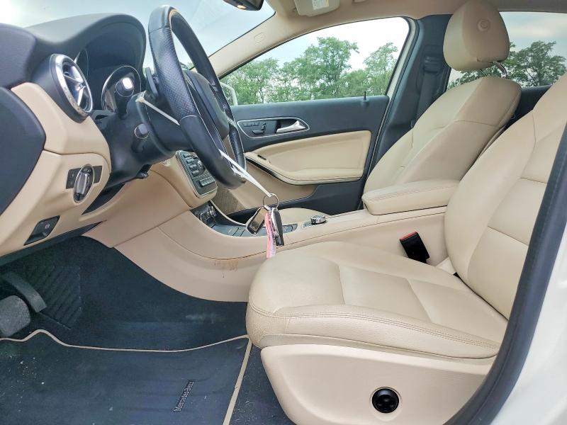 Photo 7 from auction – 2015 MERCEDES-BENZ GLA with VIN WDCTG4EB0FJ175002